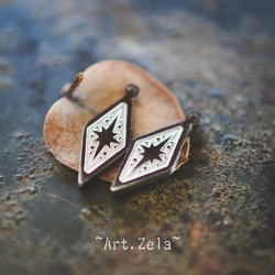 Petits pendentifs losanges argentés 15x6mm X2 Acier inoxydable gravé
