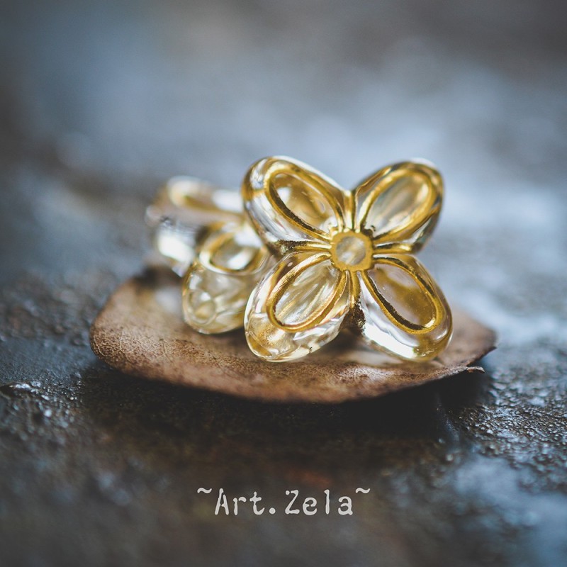 Fleurs au style vintage transparent doré 17mm X10 Perles acrylique