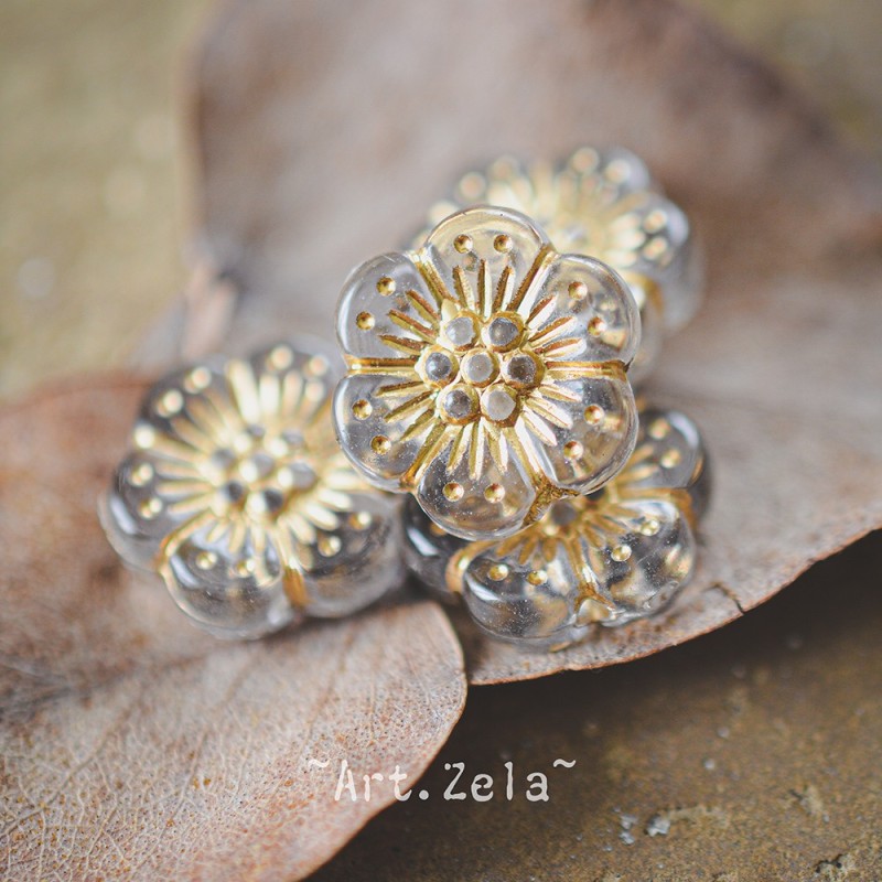 Fleurs transparentes gris clair doré 13mm X10 Perles acryliques