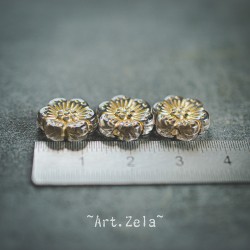 Fleurs transparentes gris clair doré 13mm X10 Perles acryliques