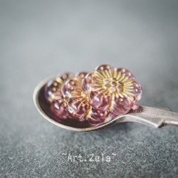 Perles fleurs parme clair et doré 13mm X10 Perles acryliques