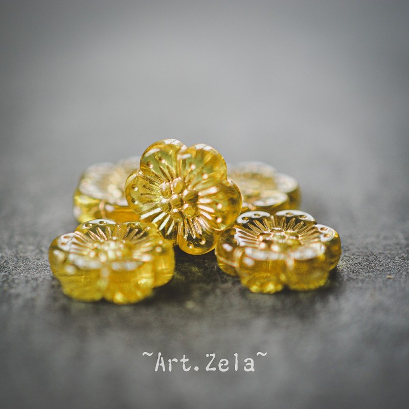 Perles fleurs jaune safran et doré 13mm X10 Perles acryliques