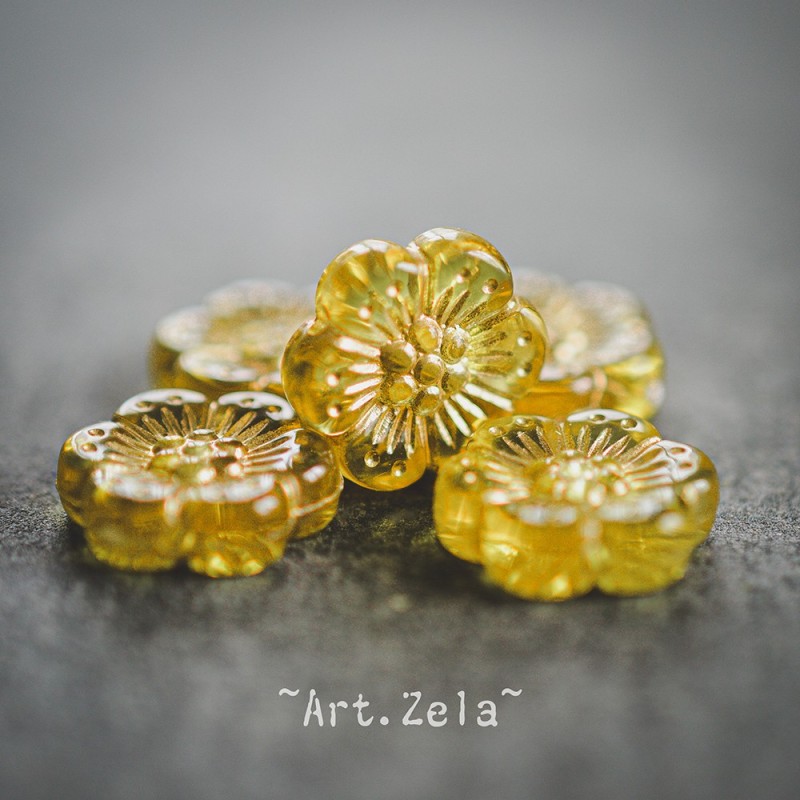 Perles fleurs jaune safran et doré 13mm X10 Perles acryliques
