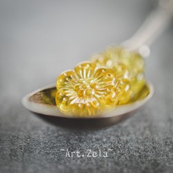 Perles fleurs jaune safran et doré 13mm X10 Perles acryliques