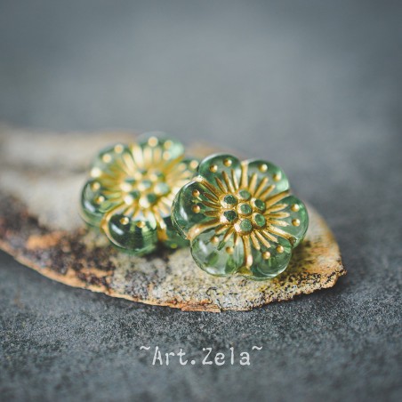 Perles fleurs vert et doré 13mm X10 Perles acryliques