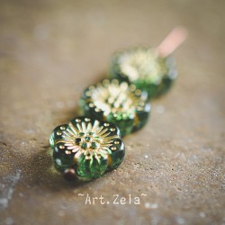 Perles fleurs vert et doré 13mm X10 Perles acryliques