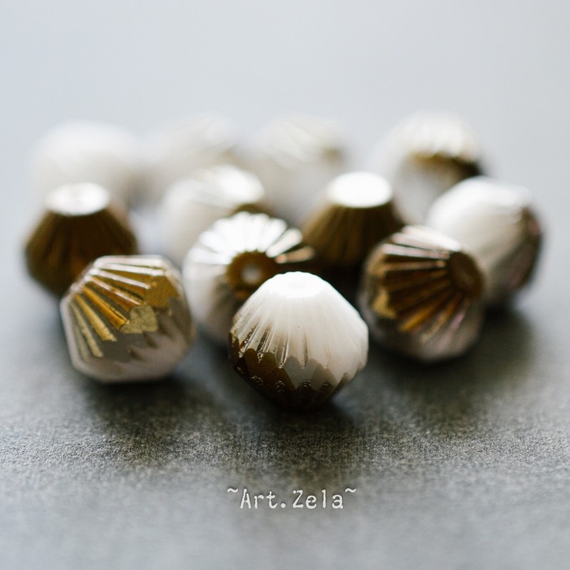 Bicones blanc bronze 11mm X6 Perles verre tchèque opaque