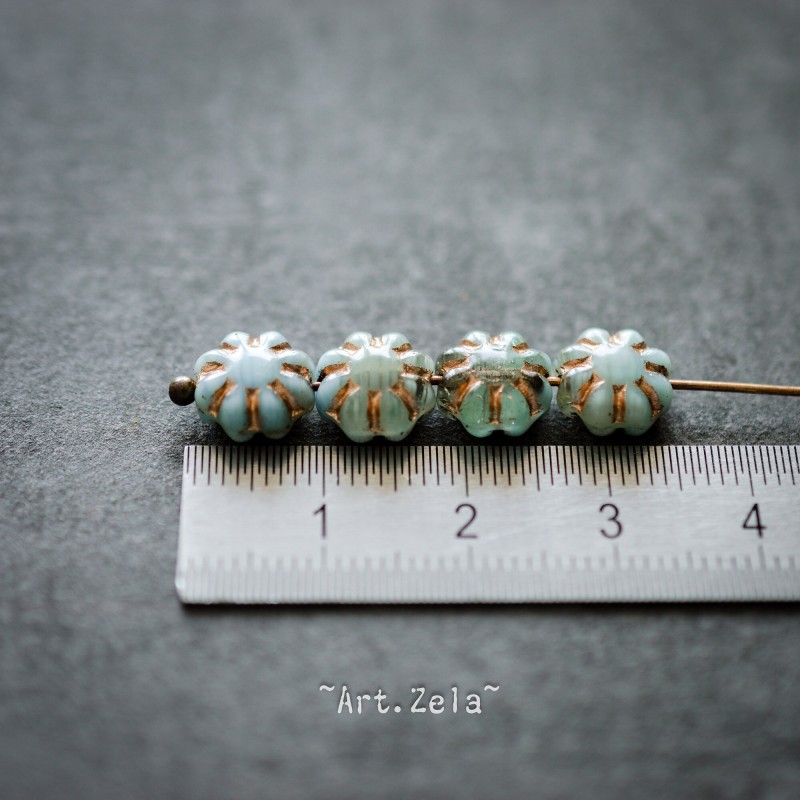 Fleurs de cactus bleu turquoise 9mm X20 Perles verre tchèque opalescent