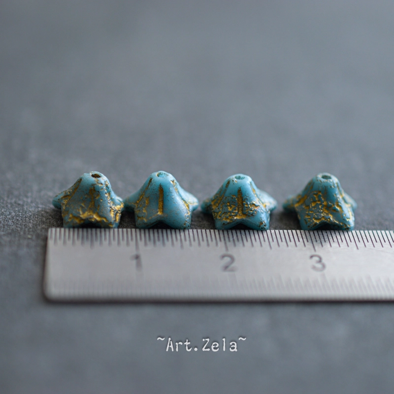 Clochettes bleu ciel bronze 5x8mm X15 Perles verre tchèque Premium mat