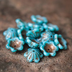 Clochettes bleu turquoise 14mm X2 Perles verre tchèque coupelles