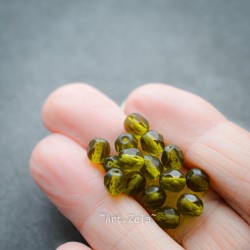 Facettes vert olivine mat 6mm X20 Perles verre tchèque transparent