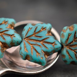 Feuille érable turquoise cuivré 13mm X4 Perles verre tchèque