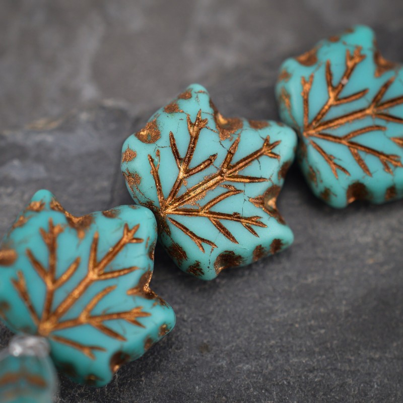 Feuille érable turquoise cuivré 13mm X4 Perles verre tchèque