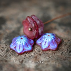 Clochettes framboise irisé 14x6mm X2 Perles verre tchèque mat