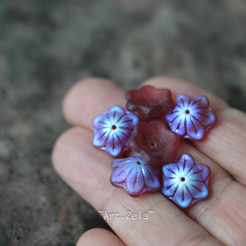 Clochettes framboise irisé 14x6mm X2 Perles verre tchèque mat