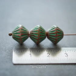 Bicônes vert rouge désaturé 11mm X6 Perles Verre Tchèque Opaque
