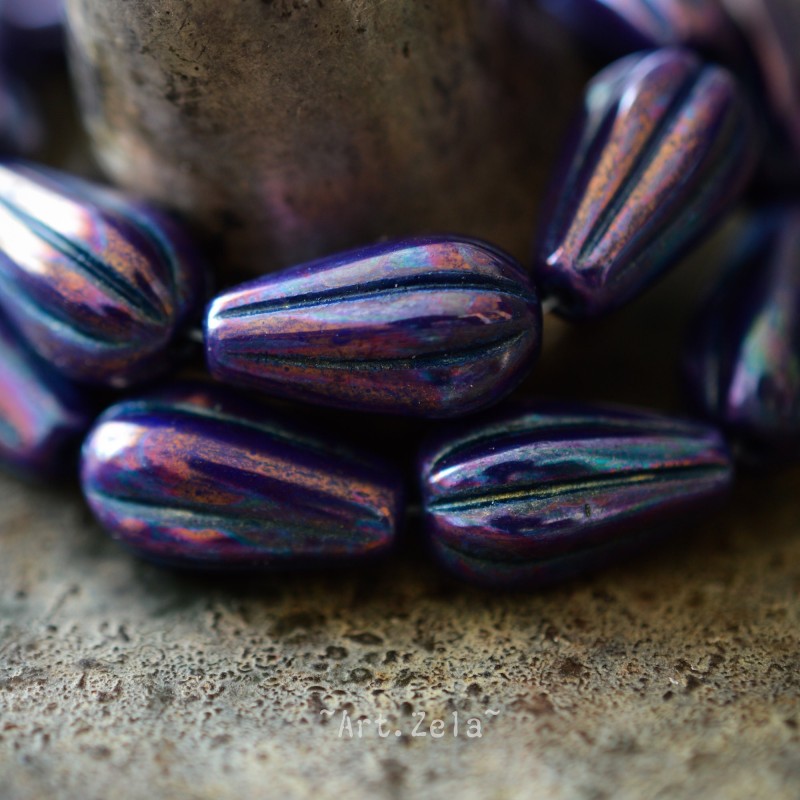 Gouttes opaques indigo violet 15x8mm X4 Perles verre tchèque métallisé