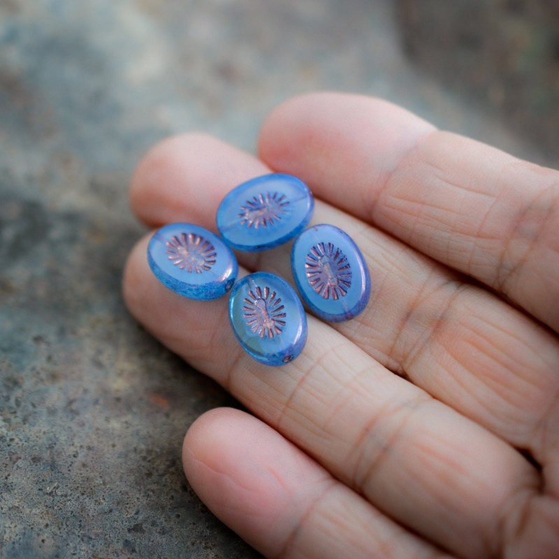 Perles kiwi bleu transparent 14mm X4 Perles verre tchèque