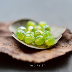 Facettes citron vert 4mm X40 Perles verre tchèque opalescent