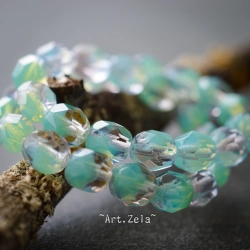 Facettes turquoise clair 6mm X15 Perles verre tchèque transparent