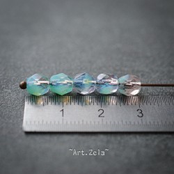 Facettes turquoise clair 6mm X15 Perles verre tchèque transparent