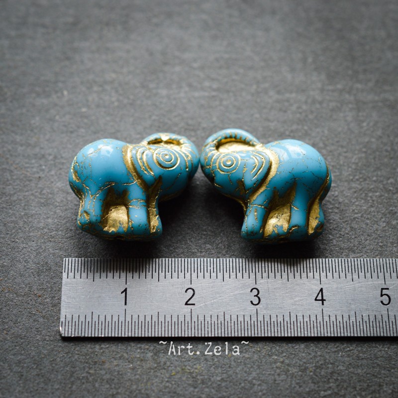 Éléphant  bleu ciel doré 21mm X1 Perle verre tchèque premium