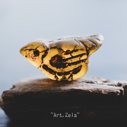 Oiseau jaune bronze 22mm X1 Perle Verre Tchèque Mat