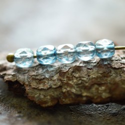 Facettes bleu doré 4mm X40 Perles verre tchèque transparent