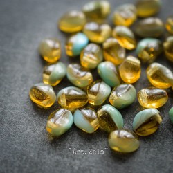 Pétales turquoise ambre 8x6mm X30 Perles verre tchèque semi-opaque