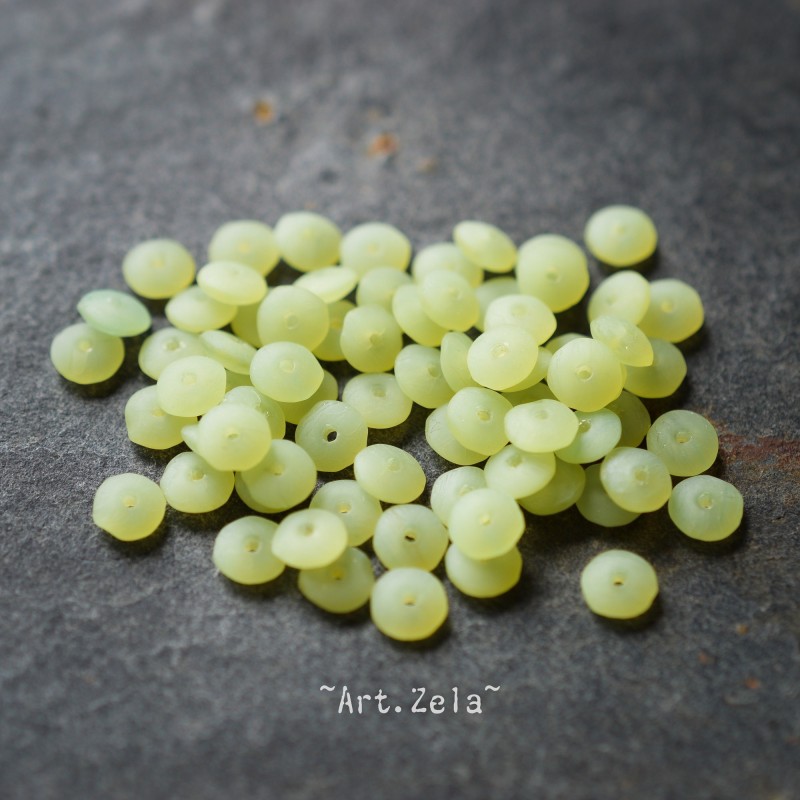 Perles intercalaires vert pâle 5mm X50 Rondelles verre dépoli mat