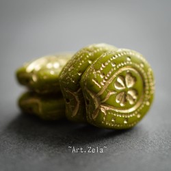 Fer à cheval vert 21mm X1 Perle focale verre tchèque motif trèfle