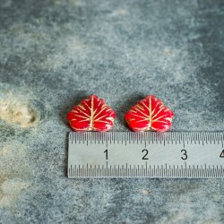 Feuille d'érable rouge bronze 13mm X4 Perles verre tchèque