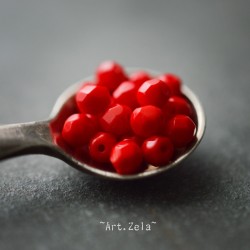 Facettes rouge vif 4mm X50 Perles verre tchèque opaque