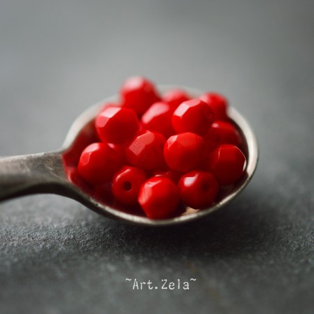 Facettes rouge vif 4mm X50 Perles verre tchèque opaque