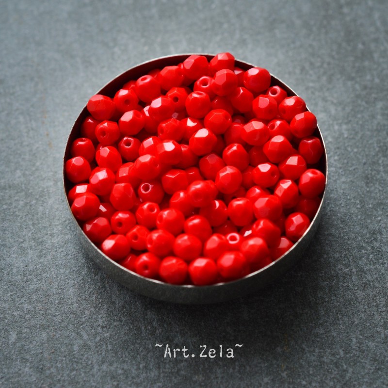 Facettes rouge vif 4mm X50 Perles verre tchèque opaque