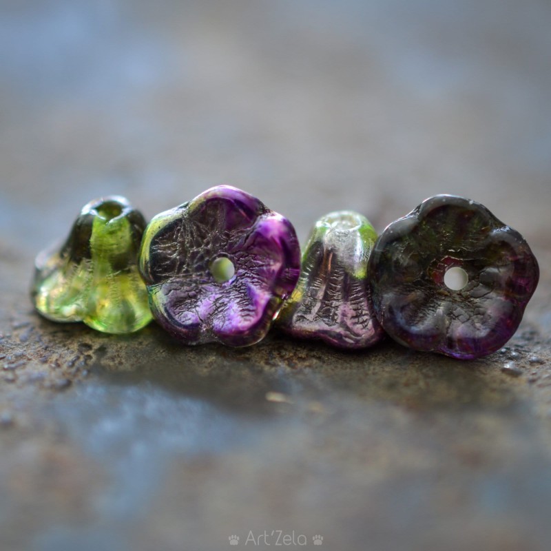 Clochettes vert violet bronze 7x5mm X30 Perles verre tchèque métallisé