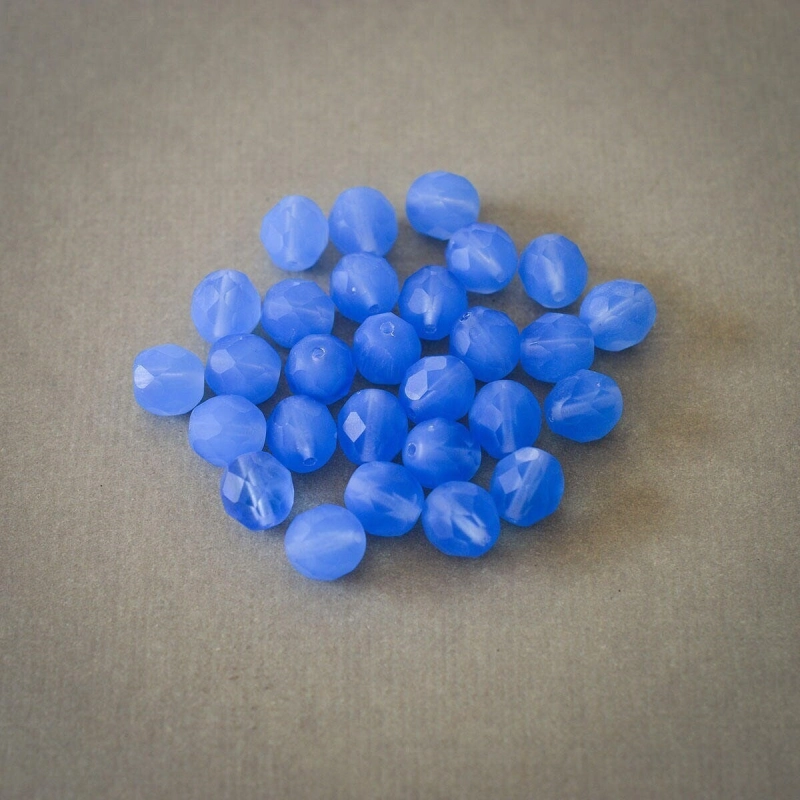 Facettes bleuet opalescent 8mm X15 Perles verre tchèque mat
