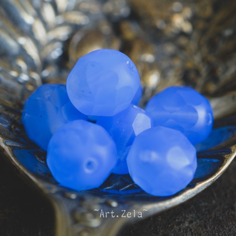 Facettes bleuet opalescent 8mm X15 Perles verre tchèque mat