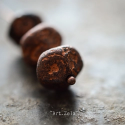Bicônes noir et rouille 13mm X4 Perles verre tchèque rustique