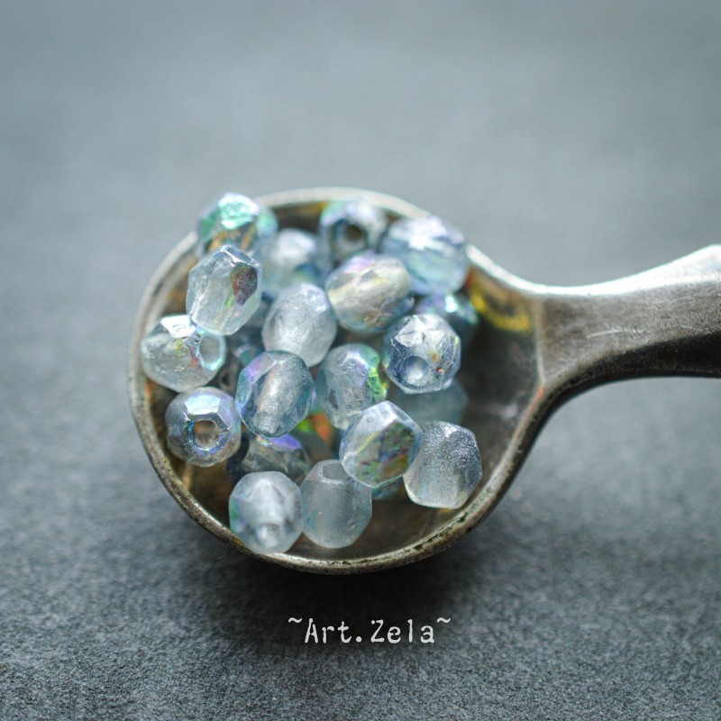 Facettes bleu gris irisé 4mm  X50 Perles verre tchèque texturé