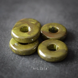 Rondelles vert olivine 18mm X4 Perles céramique émaillée