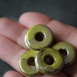 Rondelles vert olivine 18mm X4 Perles céramique émaillée