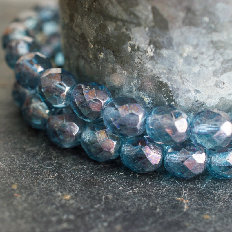 Facettes bleu montana 8mm X10 Perles verre tchèque
