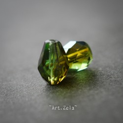 Gouttes facettées vert 10mm X6 Perles verre tchèque AB