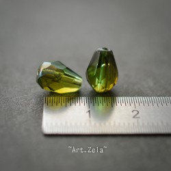 Gouttes facettées vert 10mm X6 Perles verre tchèque AB