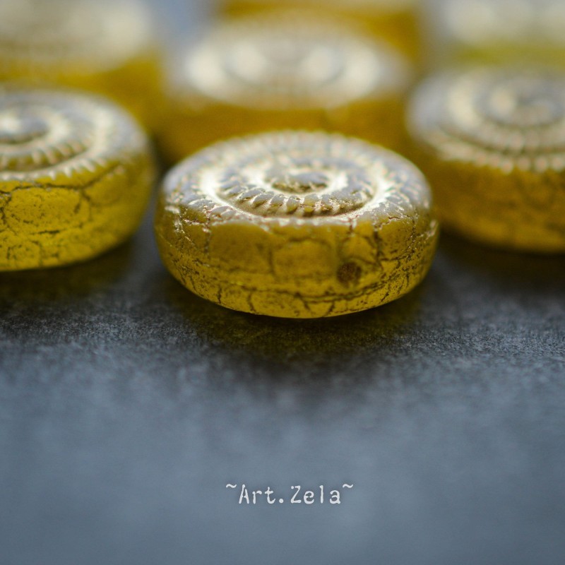 Perles nautilus jaune 14mm X2 Perles verre tchèque dépoli