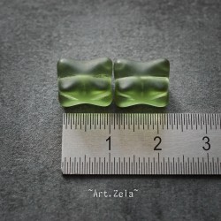 Perles rectangulaires vert foncé mat 11mm X4 Perles verre tchèque