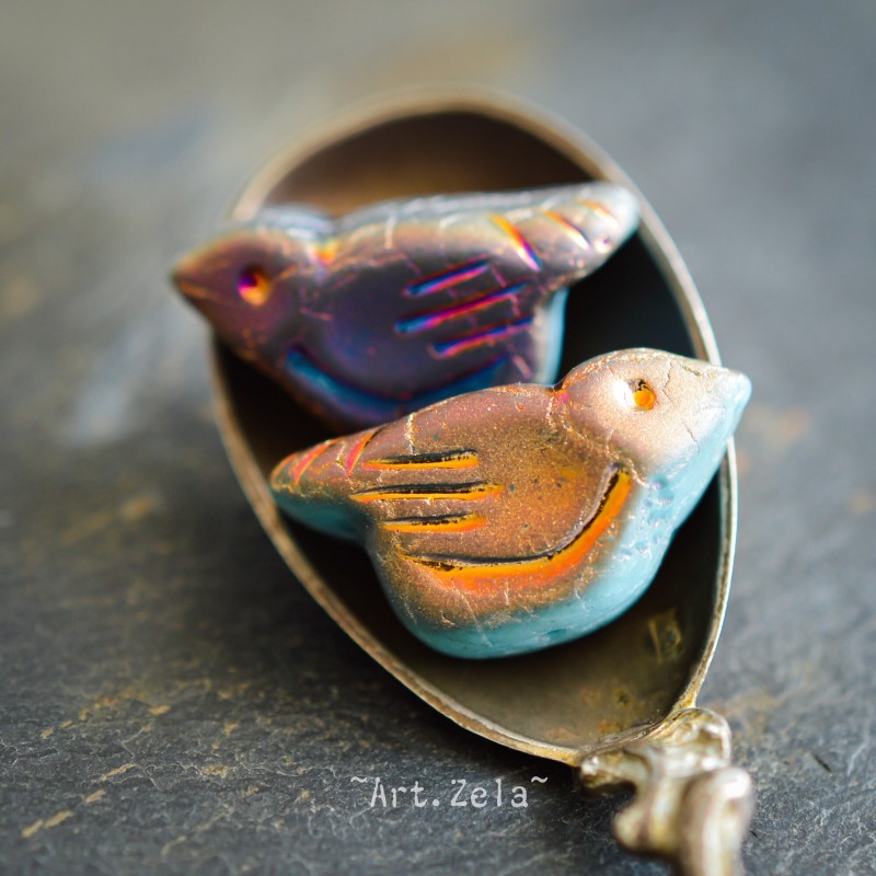 Oiseau bleu arc-en-ciel 22mm X2 Perles verre tchèque premium opaque