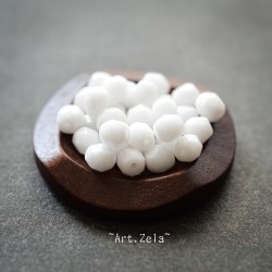 Facettes blanc opaque 4mm X50 Perles verre tchèque