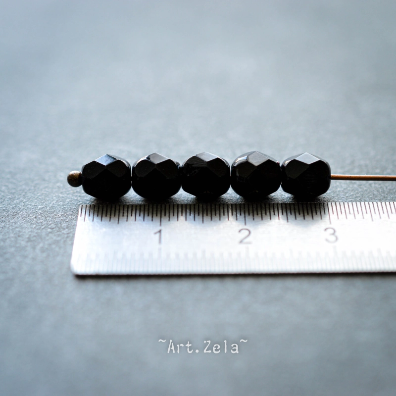 Facettes noir 6mm X20 Perles verre tchèque opaque